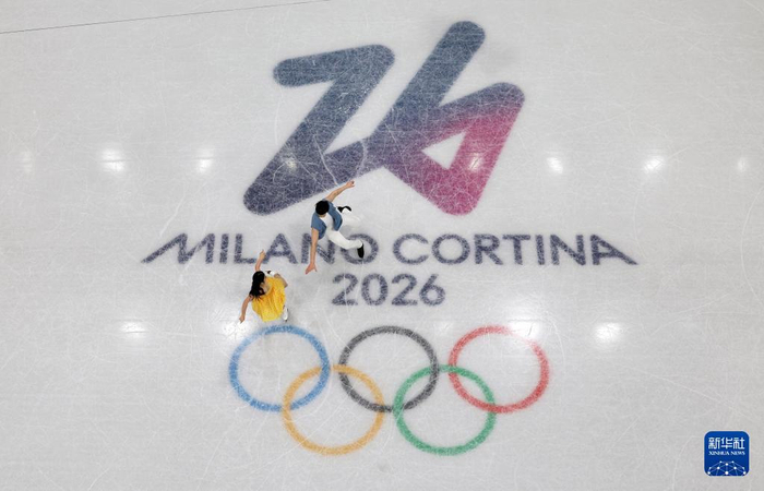 冬奥会｜花样滑冰——团体赛：冰舞韵律舞赛况|柳鑫宇|冰上舞蹈|王诗玥|AC米兰|米兰-科尔蒂纳冬奥会花样滑冰项目团体赛冰上舞蹈韵律舞比赛_新浪体育_新浪新闻